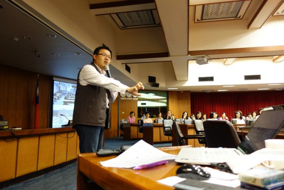 102年行政人員職能培訓課程_團隊凝聚力